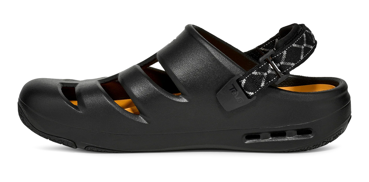 ApreAqua Closed-Toe Water Sandal